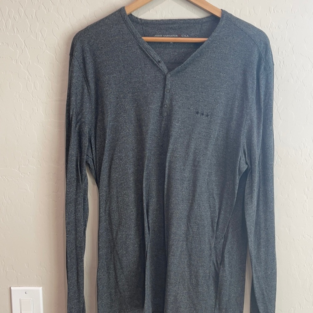 John Varvatos long sleeve lightweight